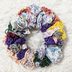 ♡ハンドメイド♡ヘアゴム シュシュ ヘアアクセサリー マーブル毛糸 毛糸 ボリューム 大きい 可愛い １点物 プレゼント グレー ピンク ブルー イエロー マルチカラー