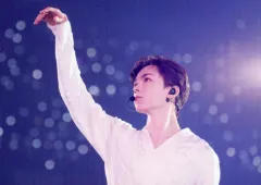 【中古】コレクションカード(男性) 064：SEVENTEEN/バーノン(VERNON)/ライブフォト/「SEVENTEEN EXHIBITION ‘FOLLOW FELLOW’ IN JAPAN」ライブフォトカード