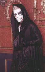 【中古】コレクションカード(男性) ゴールデンボンバー/樽美酒研二/膝上・左向き・衣装黒・フード被り/「ゴールデンボンバー全国ツアー2018 『ロボヒップ』」ゴールデンボンバースクラッチカード