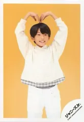 【中古】生写真(ジャニーズ) ジャニーズJr./丸岡晃聖/膝上/「関西ジャニーズJr. あけおめコンサート2021～関ジュがギューッと大集合～」グッズオフショット/公式生写真