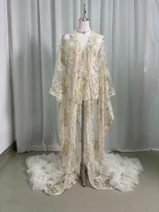 チュール打掛　オーガンジー打掛 着物 オーバードレス　レース羽織　ウエディングドレス　お色直し　刺繍　色変更可能　3D立体的な刺繍 うす衣 和装　和装花嫁　和装前撮り 色打掛 大人婚 舞台ステージ 時代劇用演劇 芝居 芸者 浴衣  白　フリル付き