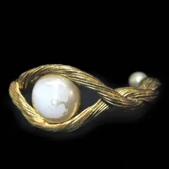 94A CHANEL シャネル ヴィンテージ フェイクパール バングル ブレスレット GP ゴールドカラー レディース 古着 中古 USED