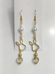 Ｎｏ．72 ハンドメイド ピアス イヤリング パール ゴールド ラビット うさぎ
