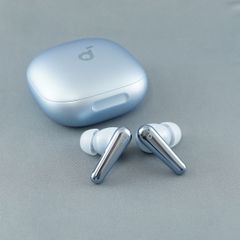 Anker Soundcore Liberty 4 Pro 完全ワイヤレスイヤホン USED美品 A3954 ノイズキャンセリング 外音取込 マイク サウンドコア 完動品 V1628
