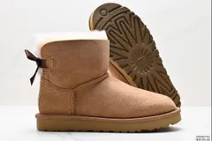 2024年最新】ugg ミニベイリーボウの人気アイテム - メルカリ