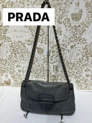 PRADA プラダ　ショルダーバッグ　チェーン