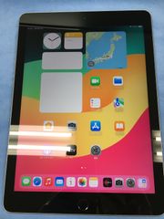 【送料無料】液晶美品 電池87％ iPad 第8世代 Wi-Fi 32GB スペースグレイ