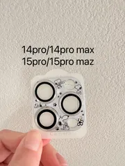 iphone14pro/15pro max カメラフィルム 全面保護レンズカバー銀スヌーピー