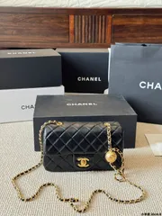 【今日特価】Chanel Golden Ball Square Flap Bag 小羊皮バージョン（New Arrival）