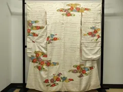 平和屋着物■豪華振袖　駒刺&#32353;　エ霞草花文　金彩　正絹　逸品　CAAP0472in