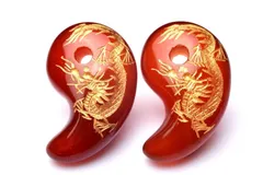 五爪皇帝龍 赤瑪瑙カーネリアン 30x19mm 金彫青龍 勾玉 ルース 1個売り _PRG1908
