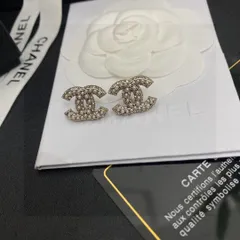 【今日特価】Chanel ヴィンテージ ダブル C ピアス 送料無料 限定価格