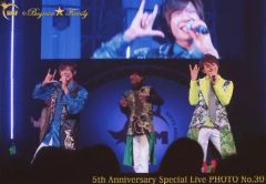 [중고] 원시 사진 (남성) No.30 : BOYS AND MEN / 타무라 유키 · 고바야시 유타카 / [5th Anniversary Special Live] 보이멘 ☆ 패밀리 한정 랜덤 생 사진