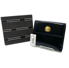 未使用保管品　GIANNI VERSACE ジャンニ　ヴェルサーチェ　財布　ウォレット　ブラック　レザー　二つ折り