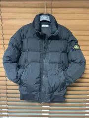 2025年最新】stone island ジャケットの人気アイテム - メルカリ