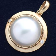 15mm マベパール ダイヤ ペントップ K18YG イエローゴールド ペンダント 18金 D0.04ct 5.3g