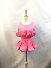 ノースリーブ　ラウンドネック　チュニック　フリル　トップス