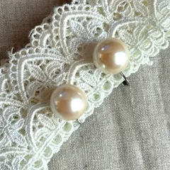 20810ヴィンテージ 存在感ビッグパールの華やかイヤリング