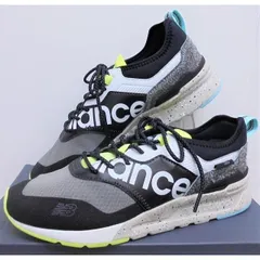 『ニューバランス』NB　人気のクラシックタイプ CMT997H　ブラック23.0センチ