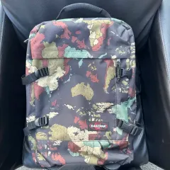 2025年最新】eastpak キャリーの人気アイテム - メルカリ