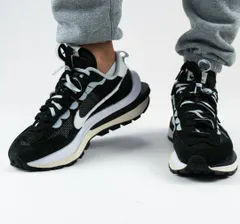 新品 未使用 sacai × Nike Vapor Waffle Black and White サカイ × ナイキ ヴェイパー ワッフル  ブラックアンドホワイト CV1363-001 男女兼用 - メルカリ