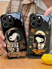 【在庫処分】創意 強化ガラス素材 携帯カバー 衝撃吸収 レンズ保護 スマホケース 落下防止アイフォン16e/Pro/Promax/Plus/mini用 ケース 強化ガラス iPhone16e/16/15/14/13 携帯 スヌーピー ケース