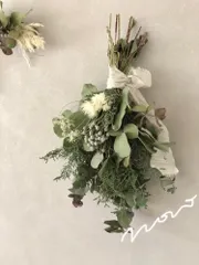 Forest 銀丸葉ユーカリとブルーアイスのドライフラワースワッグ　43cm