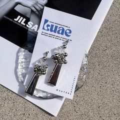 【軽量・錆びないｺｰﾃｨﾝｸﾞ】Skatt（スカット）ピアス・イヤリング
