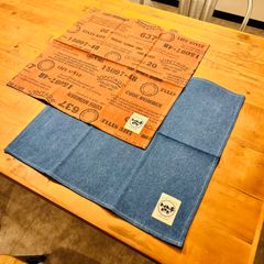 Item thumbnail for item 9c8826a4-5aaa-43d7-bdfd-e6f46d2b3b14