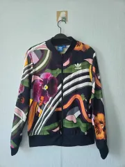 adidas(アディダス) セットアップ トラックトップス ジャージ 上下セット 韓国では未発売 xs