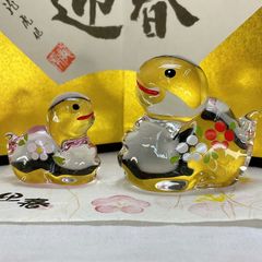 ガラス製干支飾り【巳 紅白硝子親子飾り】ミニチュア 巳年 令和七年 お正月 迎春干支飾り クリスタル置物 玄関季節飾り 新品未使用品