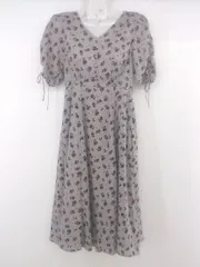 ◇ INDEX インデックス 総柄 Vネック 半袖 膝下丈 ワンピース サイズM グレージュ系 ブラック レディース P  【1302200011275】