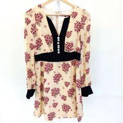 【春ワンピース・未使用に近い】DOLLY GIRL BY ANNA SUI　ドーリーガールバイアナスイ　レディース　レディースカジュアル　ワンピース　Ｓサイズ　サイズ1　花柄ワンピース　膝丈　結婚式 二次会 パーティー 冠婚葬祭 訪問 お呼ばれ　お出かけ