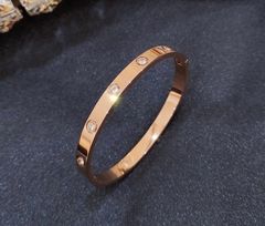 【在庫限り】　ピンクゴールド　ブレスレット　バングル　レディース