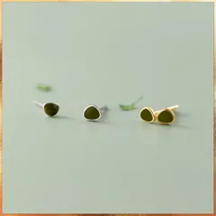 【ゴールド/シルバー】オリーブグリーン スタッドピアス 上品 華奢 大人 女性 高級感 エレガント シンプル 輝き 清楚 普段使い フォーマル ギフト 人気 プレゼント おしゃれ 上質 小ぶり アクセサリー 好印象 贈り物 (123 124)