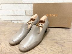 ◆HIROFU ヒロフ レザー パンプス チャンキーヒール 23cm レディース シューキーパー付き 箱あり イタリア製 グレージュ (他190)
