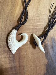 ボーンカービングネックレス(sw71)Sサイズ マッコウ - メルカリ