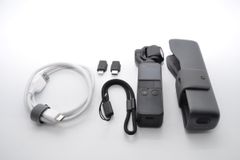 DJI ウエラブルカメラ Osmo Poket OSPKJP