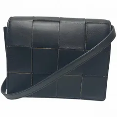 ボッテガ・ヴェネタ　マキシイントレチャート　カセット　ブラック　バッグ　ショルダーバッグ　レディース