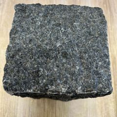 ピンコロ石　ブラック　6個入り