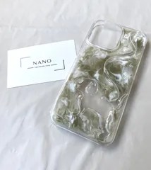 iPhoneケース　ハンドメイド　犬　緑　白　マーブル　ニュアンス