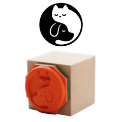 ハンコ 犬と猫の太極図 かわいいスタンプ・はんこ・ゴム印 イヌとネコのタオマーク 印影サイズ：直径17mm