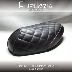 □【DIO ディオ AF34 AF35 SR ZX】張替え済♪　カスタムシート　黒/茶　ダイヤ柄《Euphoria》□MK59659