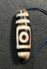 極上‼️西蔵老礦龍紋紅朱砂金剛六眼天珠 極上‼️西蔵老礦龍紋紅朱砂金剛六眼天珠 六眼