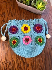 ハンドメイドニット巾着ポーチ