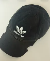 BALENCIAGAバレンシアガ×アディダスコラボキャップ デムナ期 楽天市場】BALENCIAGA × ADIDAS バレンシアガ アディダス コラボ