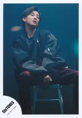 【中古】生写真(ジャニーズ) SixTONES/京本大我/膝上/シングル「ABARERO」MV＆ジャケ写オフショット/公式生写真