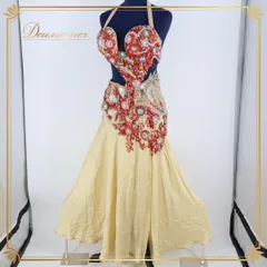 【ベリーダンス用 オリエンタル衣装】ベージュ レッド ラインストーン ビーズ 赤 シルバー 装飾豪華 オシャレ ラメ 華やか セットアップ 上下セット 銀色 トップス スカート ロング アクセサリー ブラトップ エレガント ゴージャス キラキラ セクシー 映え