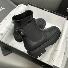 2024年最新】シャネル CHANEL ブーツの人気アイテム - メルカリ