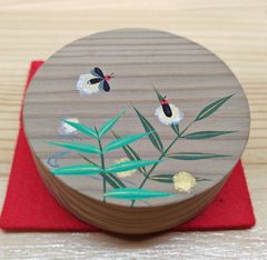 【逢絢亭・新品】茶道具 香合 山中塗 切立丸香合 神代杉 蛍蒔絵 木地 木製 中村湖彩 共箱入り
